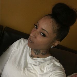 Meet your Posher, Jasmine